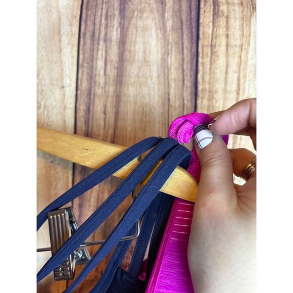 Athleta Sports Bra Tank Combo Fuschia and Navy Women's Size s - Picture 5 of 8